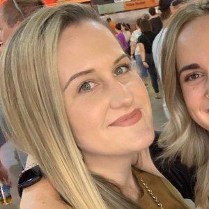 Meet your Posher, Emory